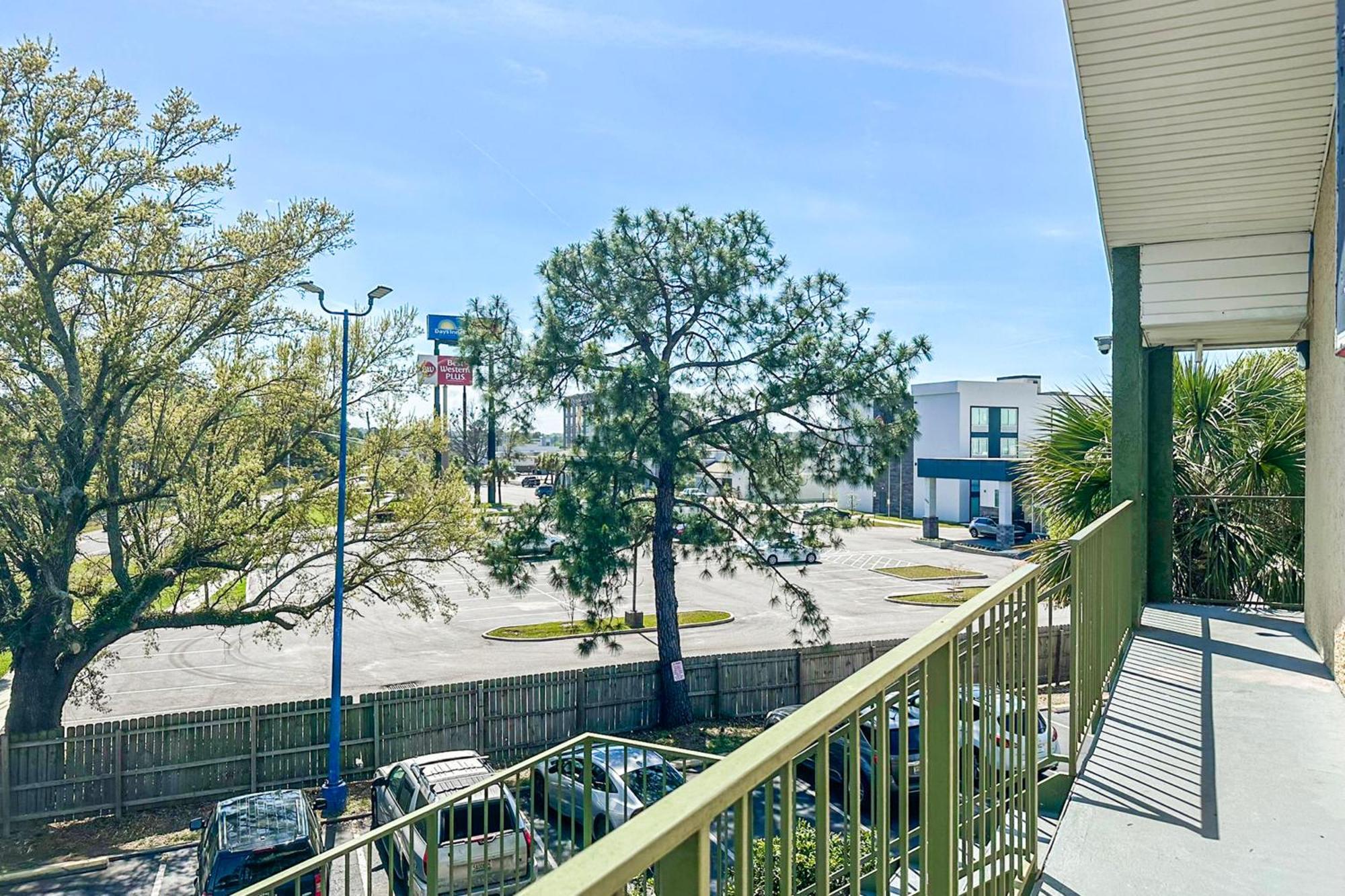 Oyo Hotel Mobile, Al I-65 At Airport Blvd Exterior photo