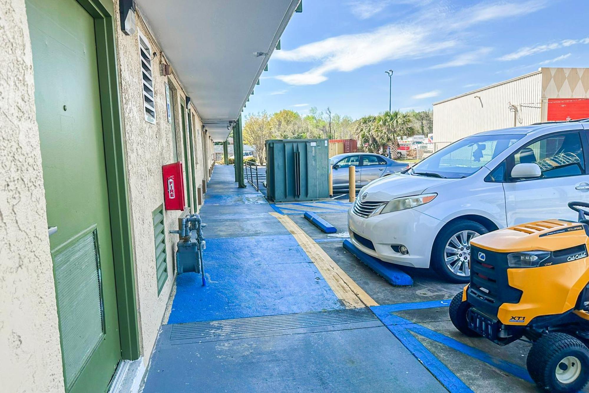 Oyo Hotel Mobile, Al I-65 At Airport Blvd Exterior photo