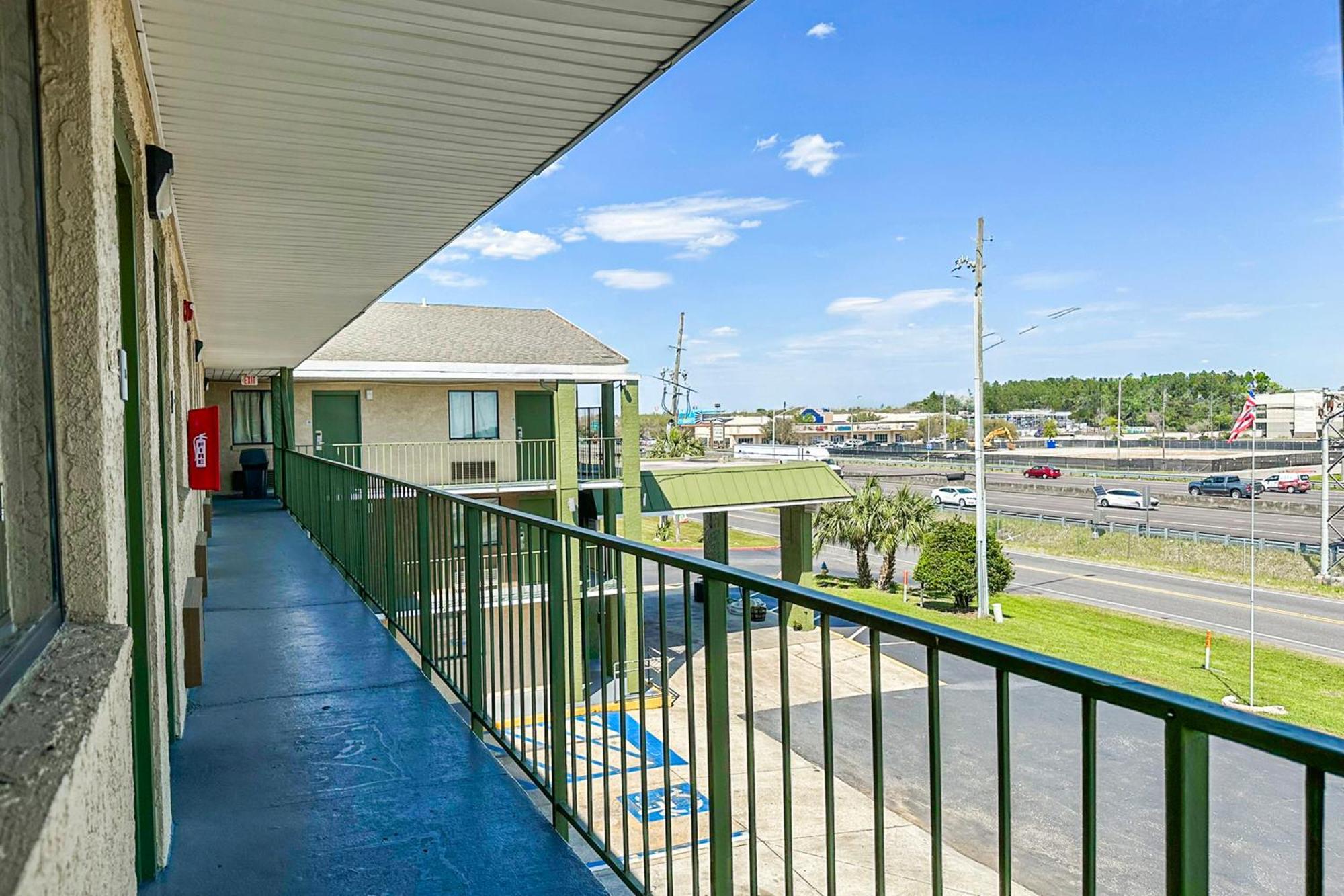 Oyo Hotel Mobile, Al I-65 At Airport Blvd Exterior photo