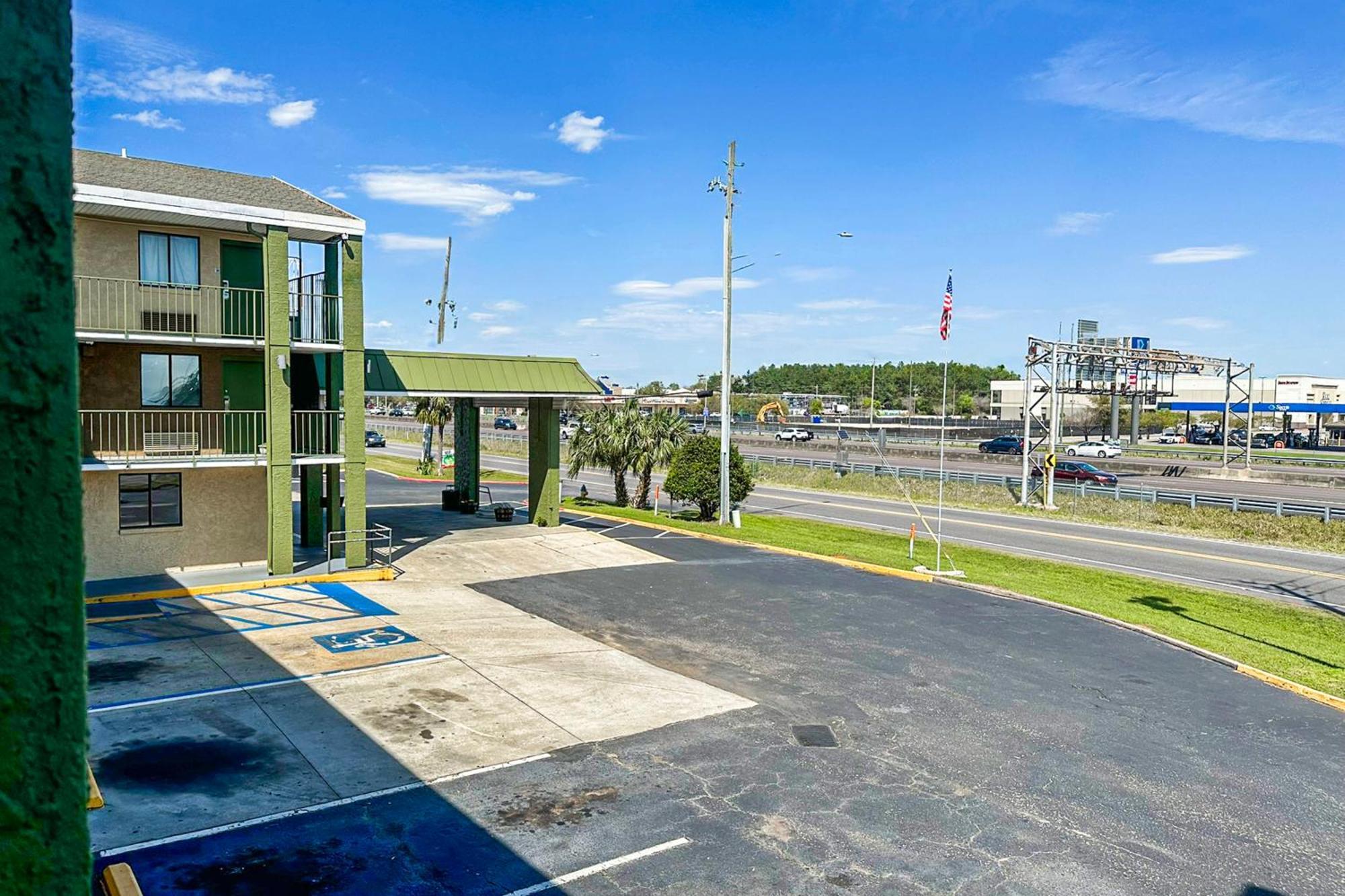 Oyo Hotel Mobile, Al I-65 At Airport Blvd Exterior photo